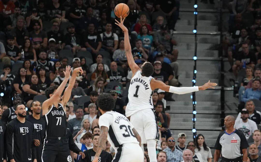 今晚圣安东尼奥马刺调整名单——NBA常规赛节点到来，球迷炸锅，资深球员宣示担当的简单介绍-开云官方官网