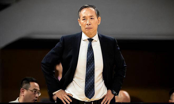 包含德甲倒计时；广厦男篮冲刺阶段临场应变；细节引发关注；压力陡增；训练强度明显提升的词条