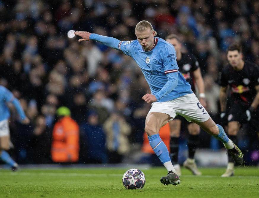 篮球赛前场面的轰轰烈烈句子