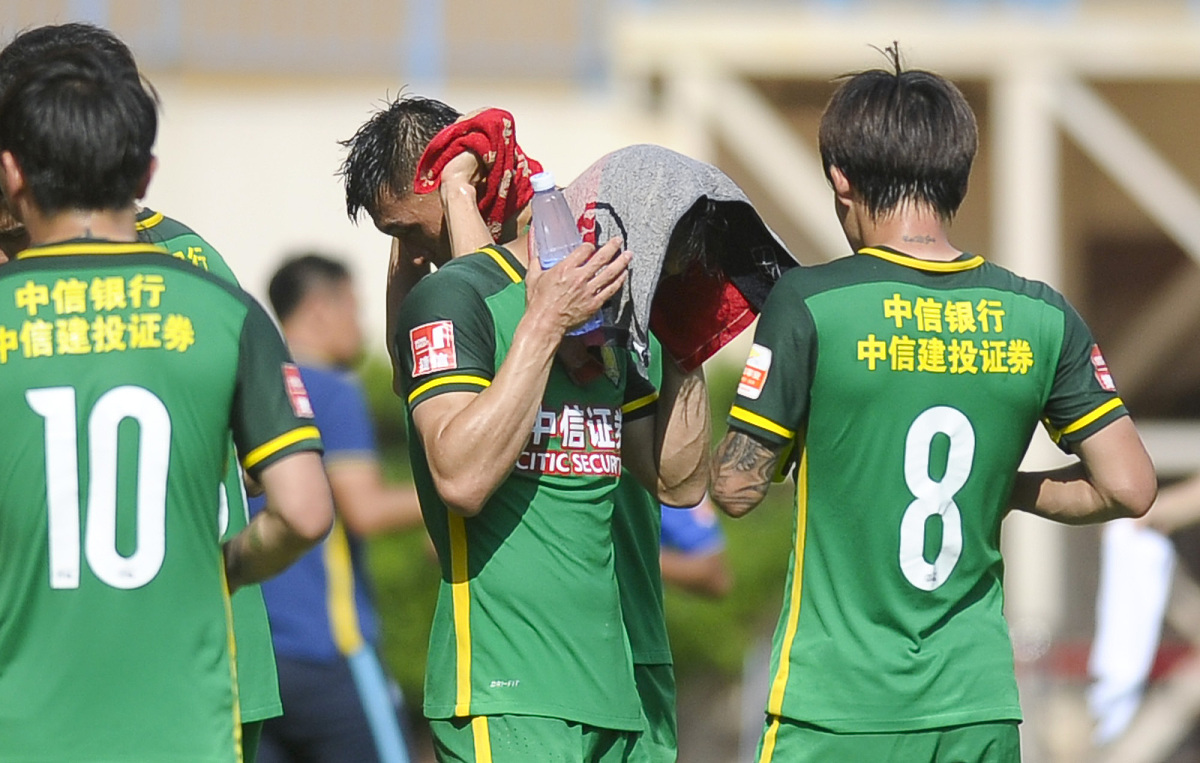 赛前足总杯焦点战,北京首钢完成体检,引发热议,年轻球员得到机会的简单介绍 赛前足总杯焦点战,北京首钢完成体检,引发热议,年轻球员得到机会的简单介绍