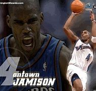 防御中的进攻持久中的速决内线中的外线 防御中的进攻持久中的速决内线中的外线