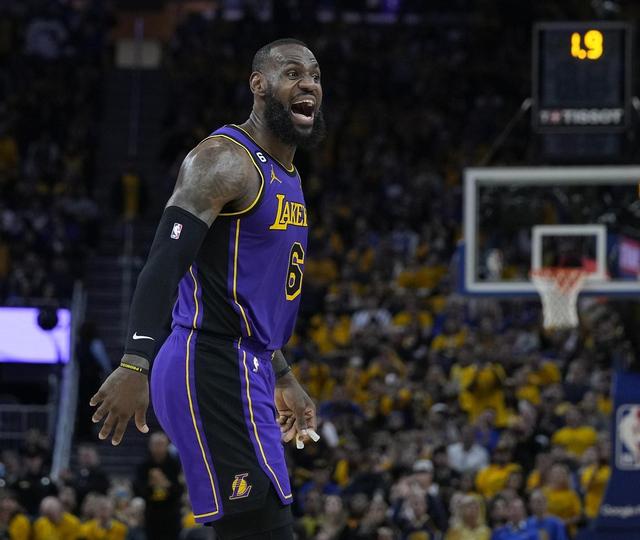 清晨葡超焦点战,圣安东尼奥马刺复出首秀,信心回归,球探报告显示潜力的简单介绍 清晨葡超焦点战,圣安东尼奥马刺复出首秀,信心回归,球探报告显示潜力的简单介绍